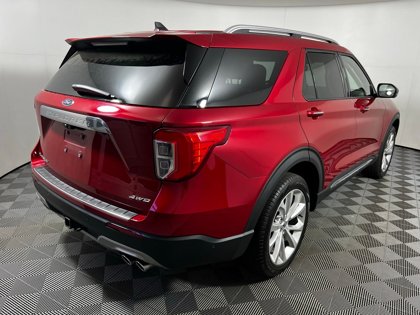 Thumbnail: 2022 Ford Explorer - 5