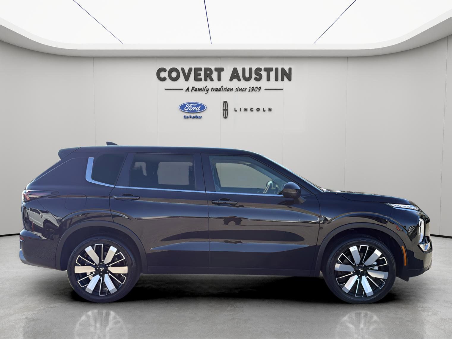 Used Car 2025 Mitsubishi Outlander  Se For Sale Under $30,000 In Austin, Texas