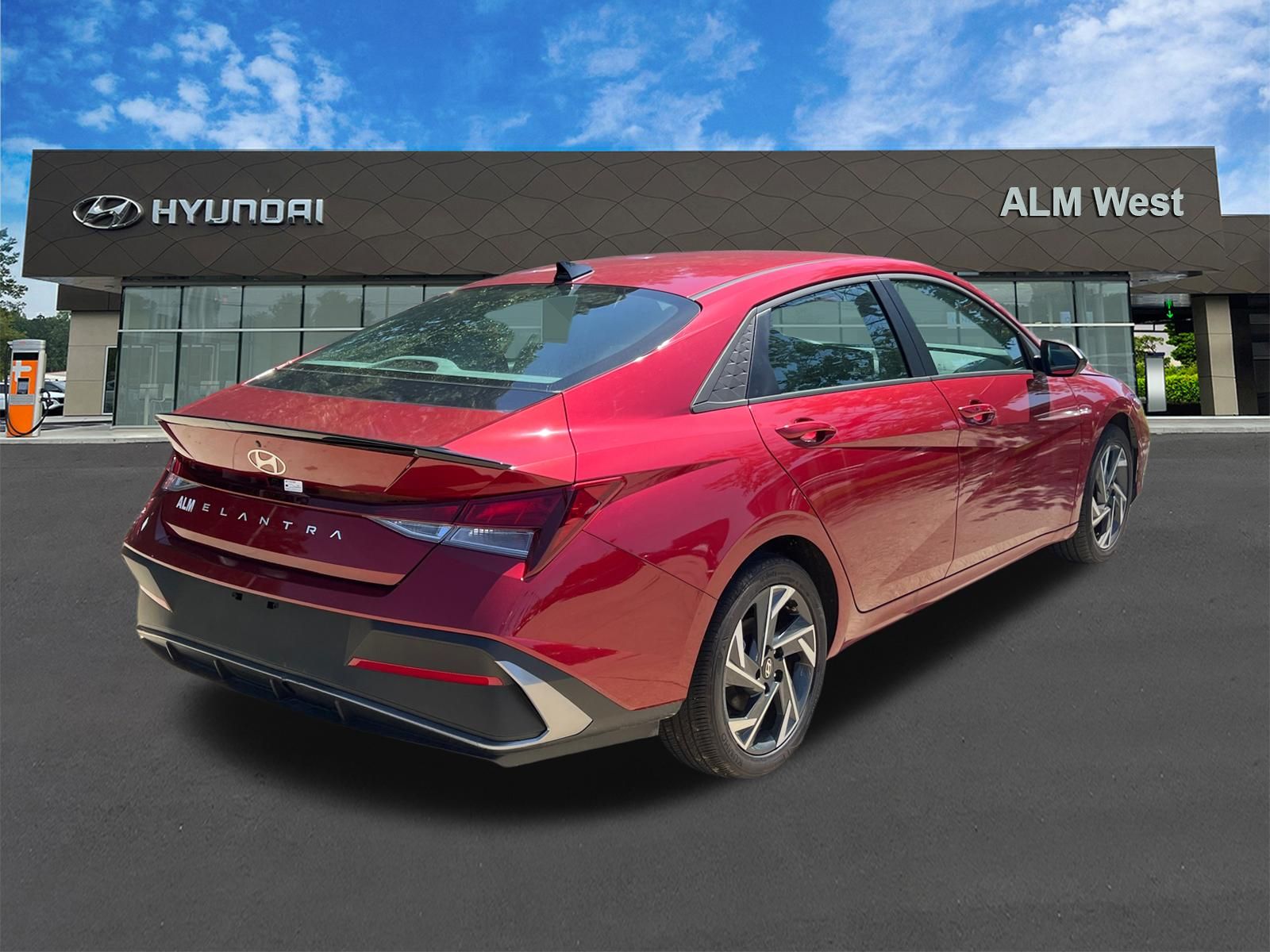 Used 2025 Red Hyundai SEL Sport image 5