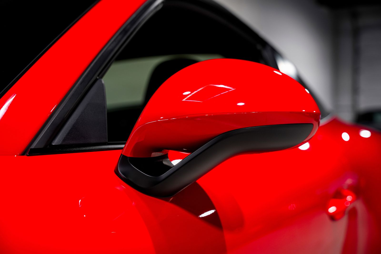 2017 Porsche 911 Targa 4 GTS — photo 33