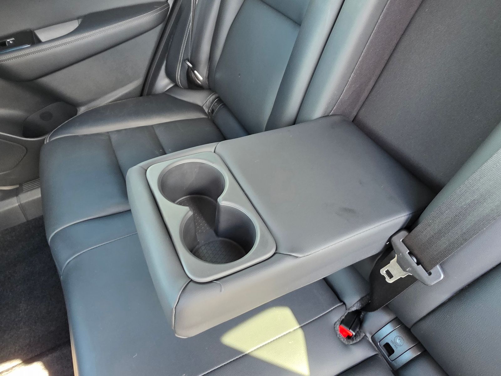 Used 2023 Gray Nissan SL image 34