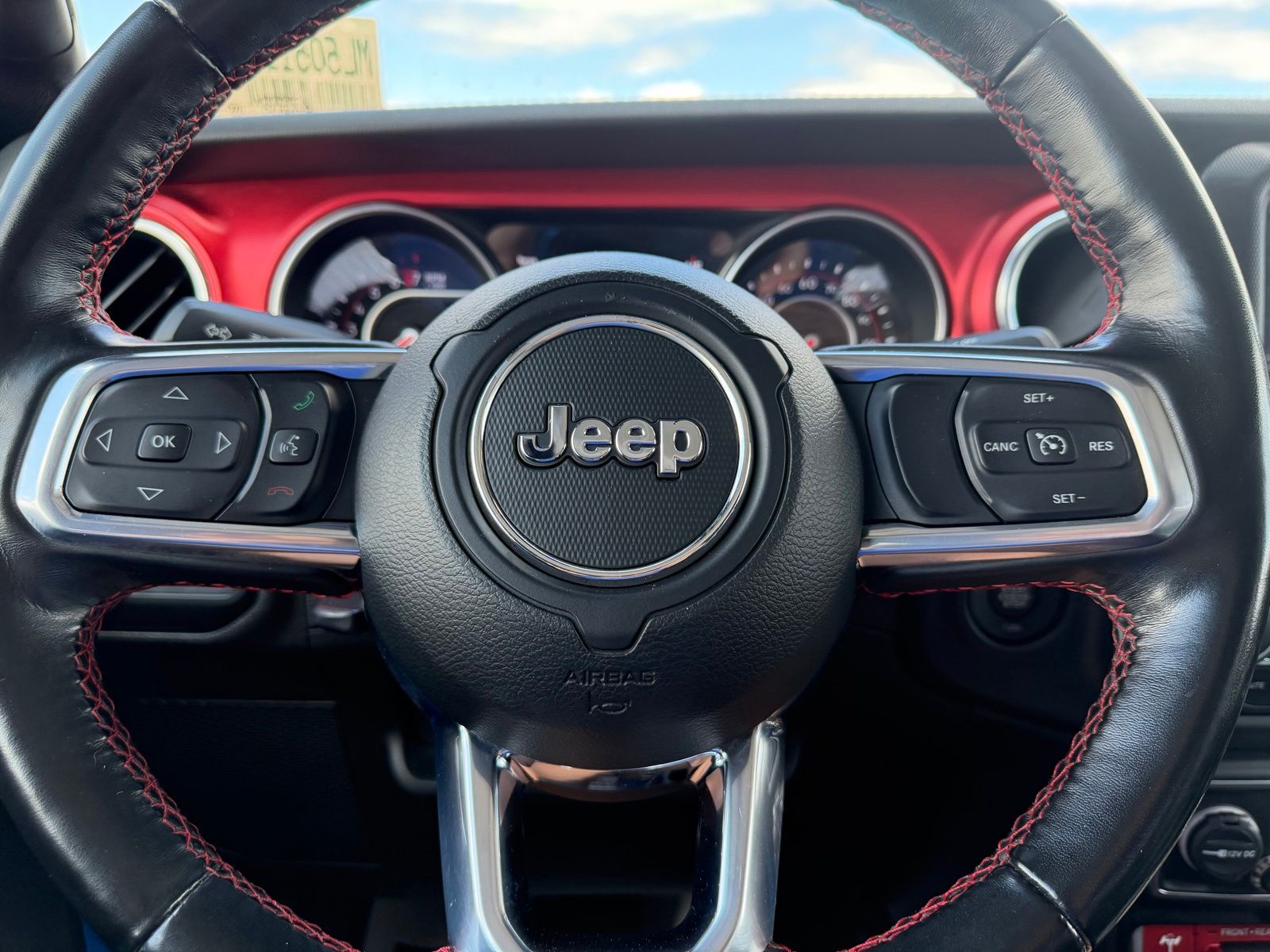 2021 Jeep Gladiator image 18