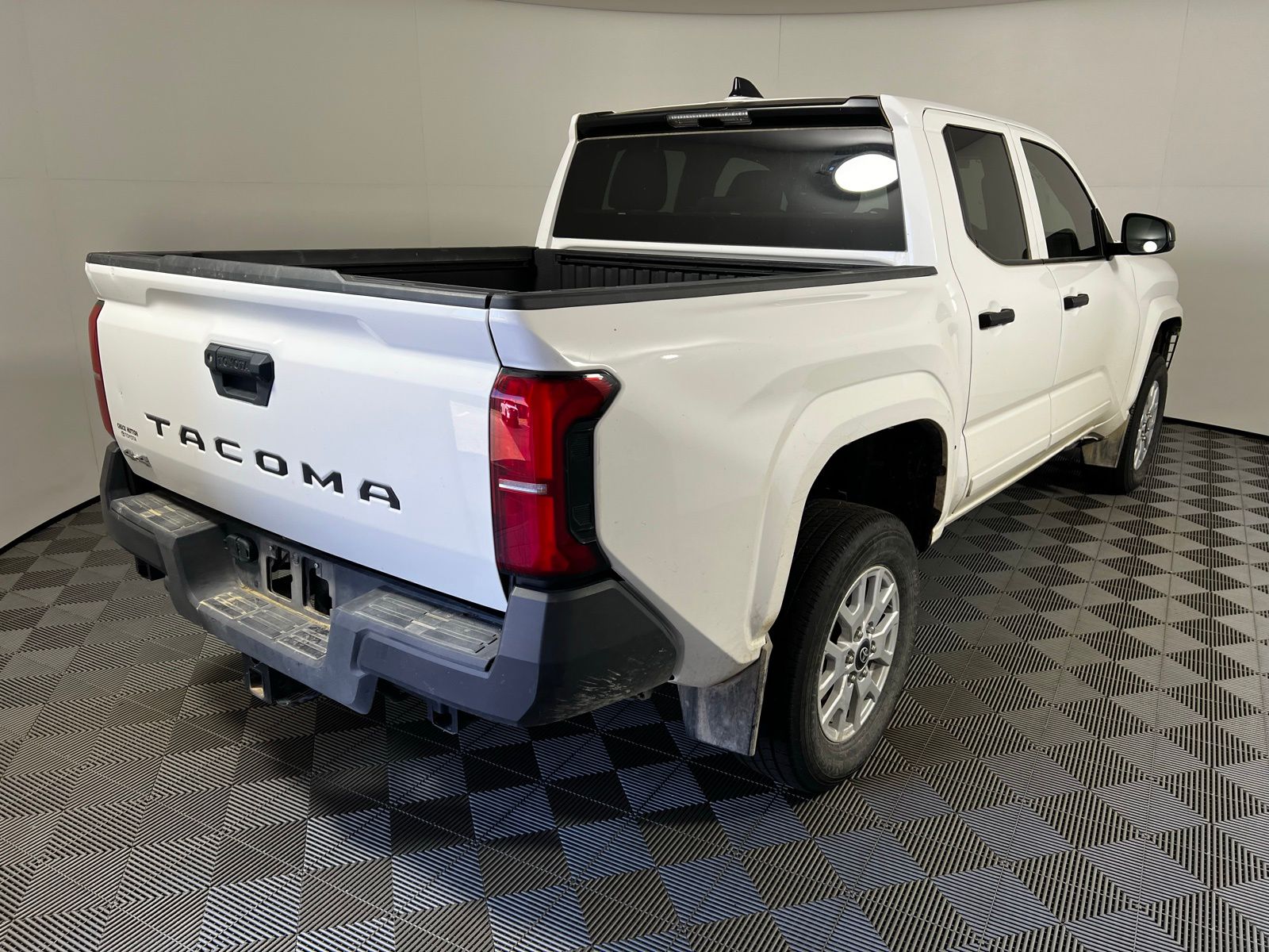 Thumbnail: 2024 Toyota Tacoma - 5