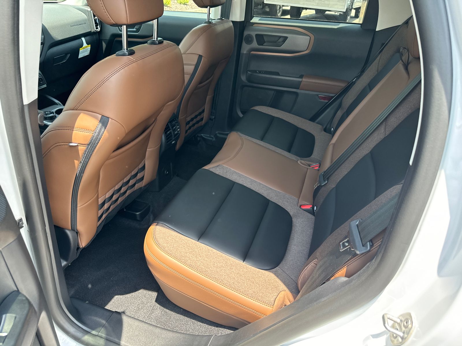 2025 Ford Bronco Sport Outer Banks photo 2