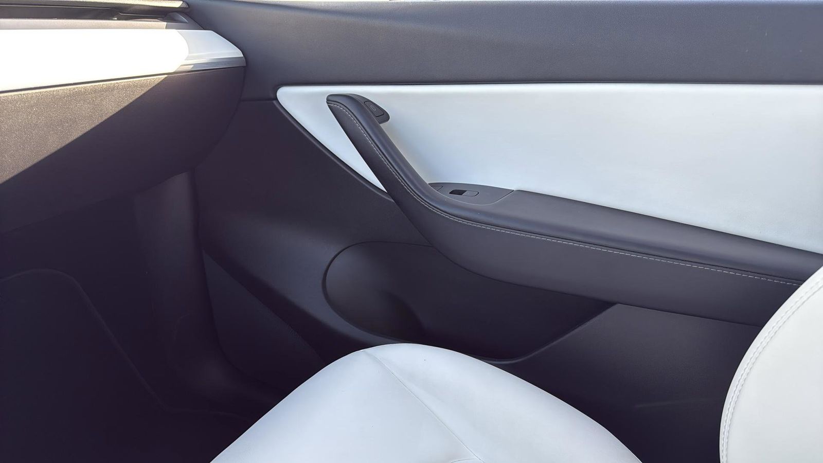 Used Car 2021 Tesla Model Y  Long Range For Sale Under $30,000 In Austin, Texas