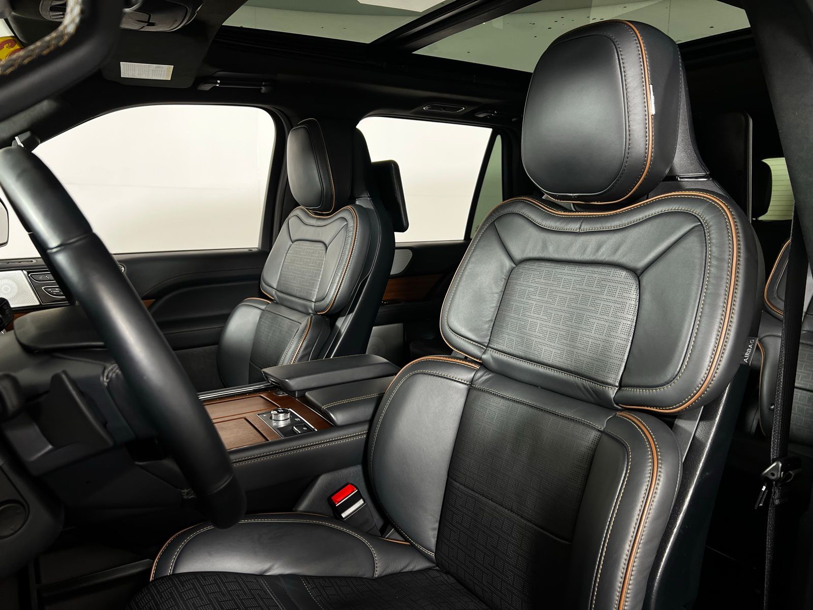 2023 Lincoln Navigator Black Label 5
