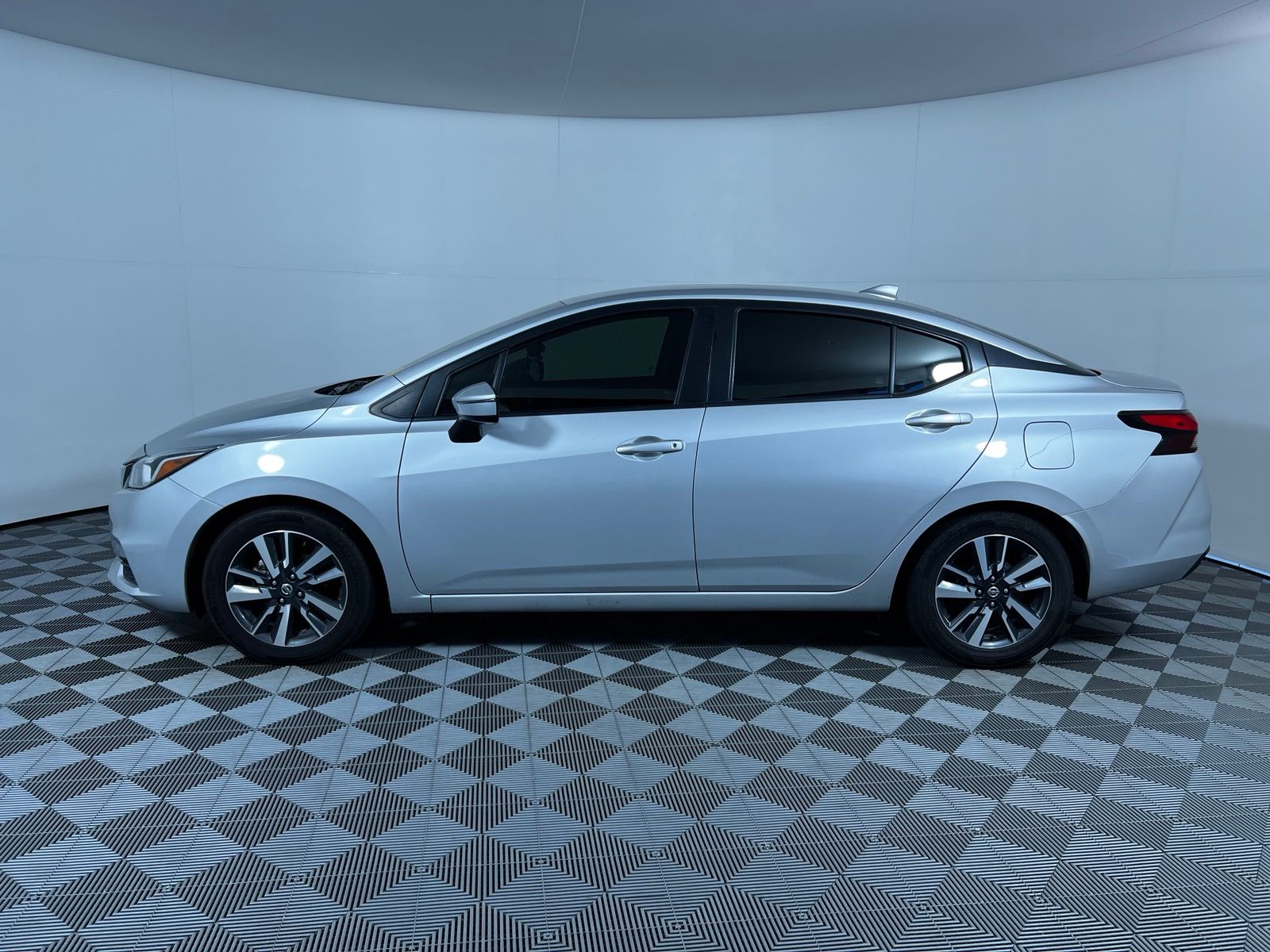 Thumbnail: 2021 Nissan Versa - 8
