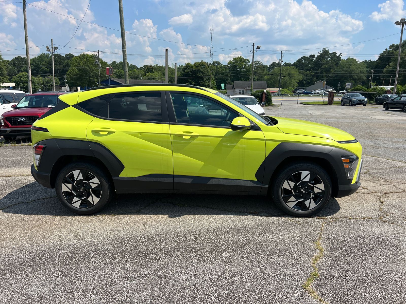2025 Hyundai Kona SEL photo 4