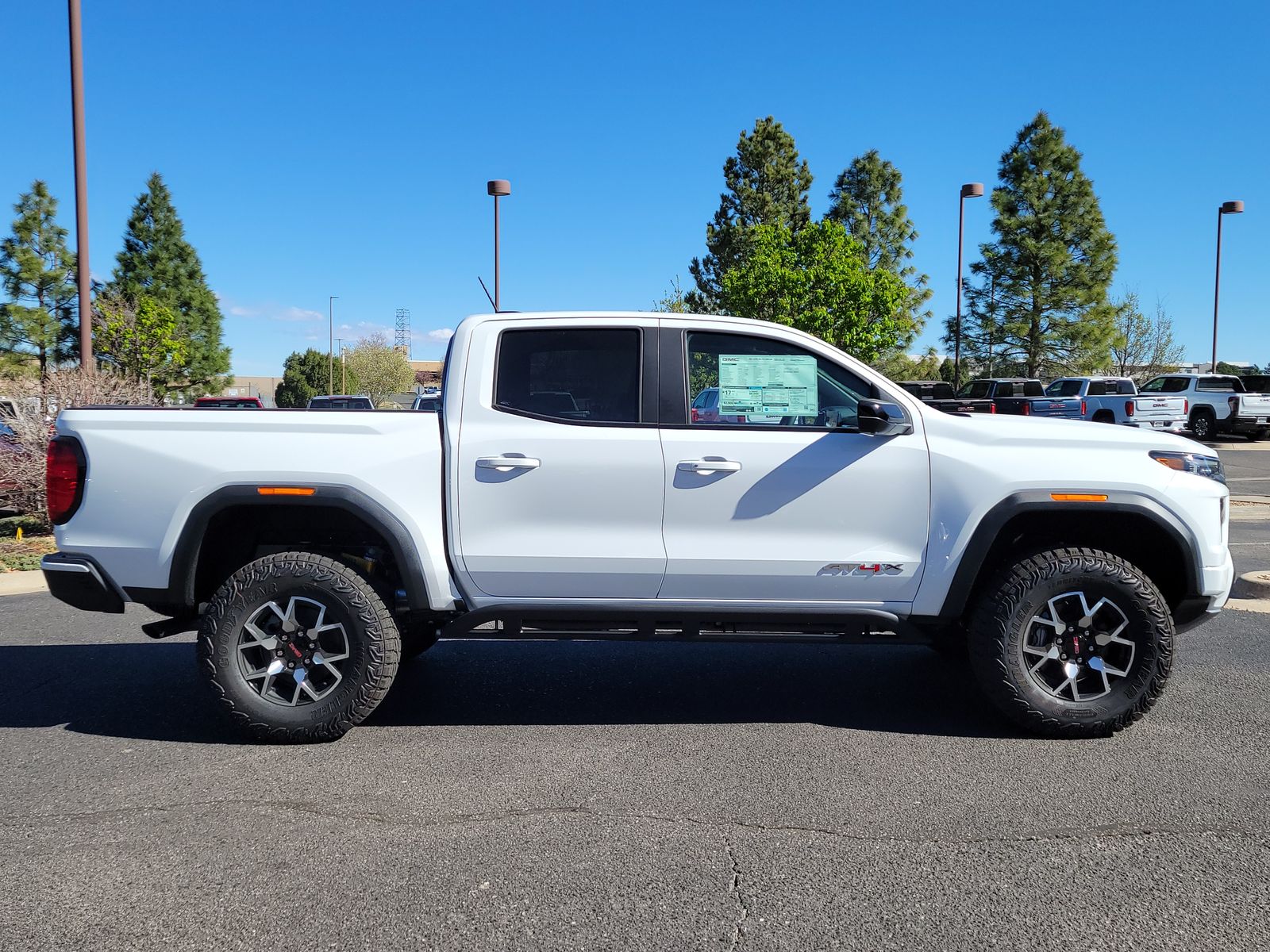 View vehicle photo 2