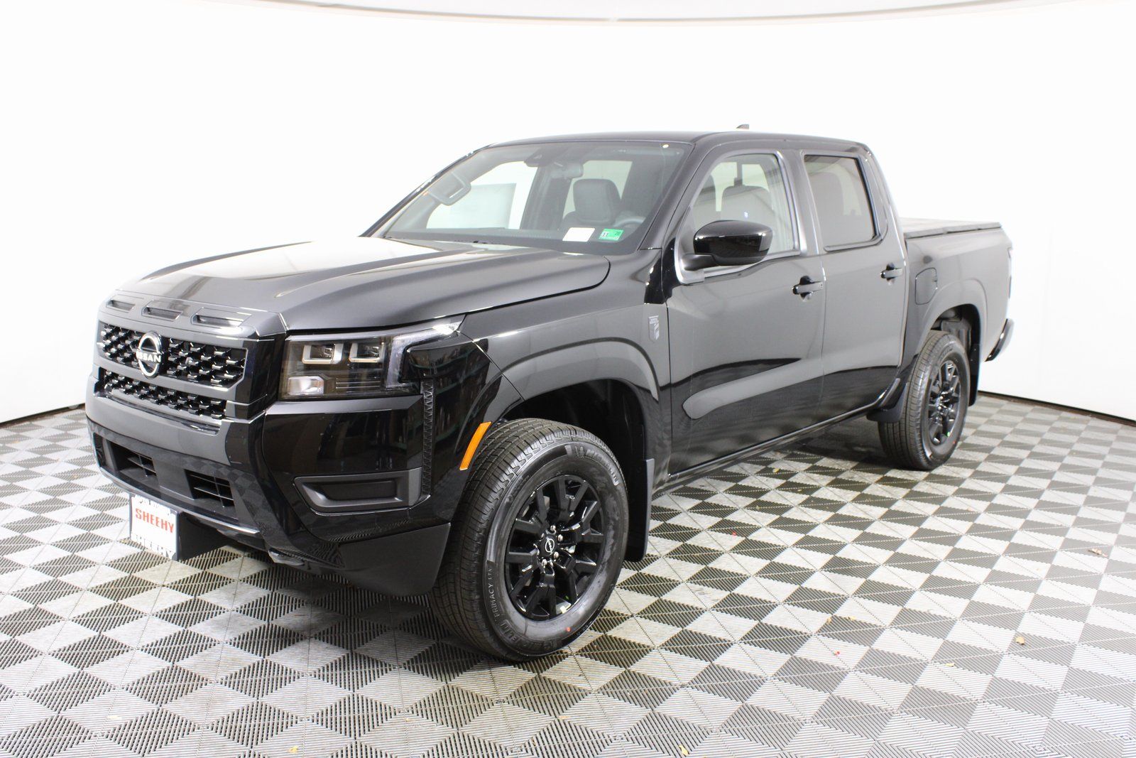 View vehicle photo 3