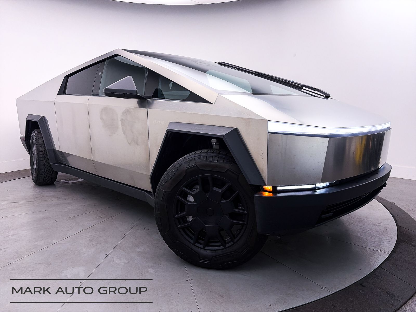 Silver 2024 Tesla Cybertruck Cyberbeast Crew Cab AWD Pickup Truck All-Wheel Drive 1-Speed Automatic