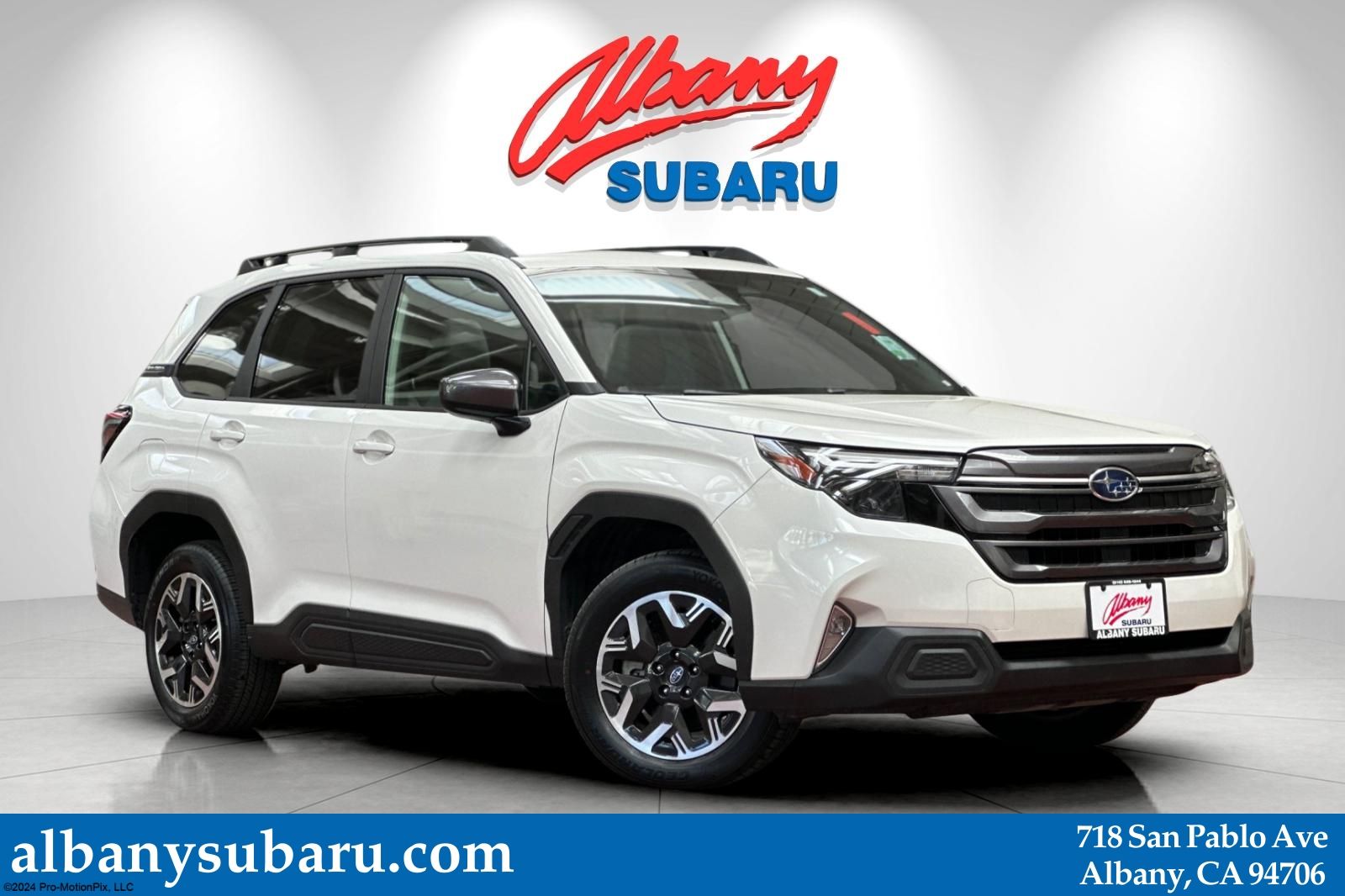 2025 Subaru Forester Premium Crossover AWD