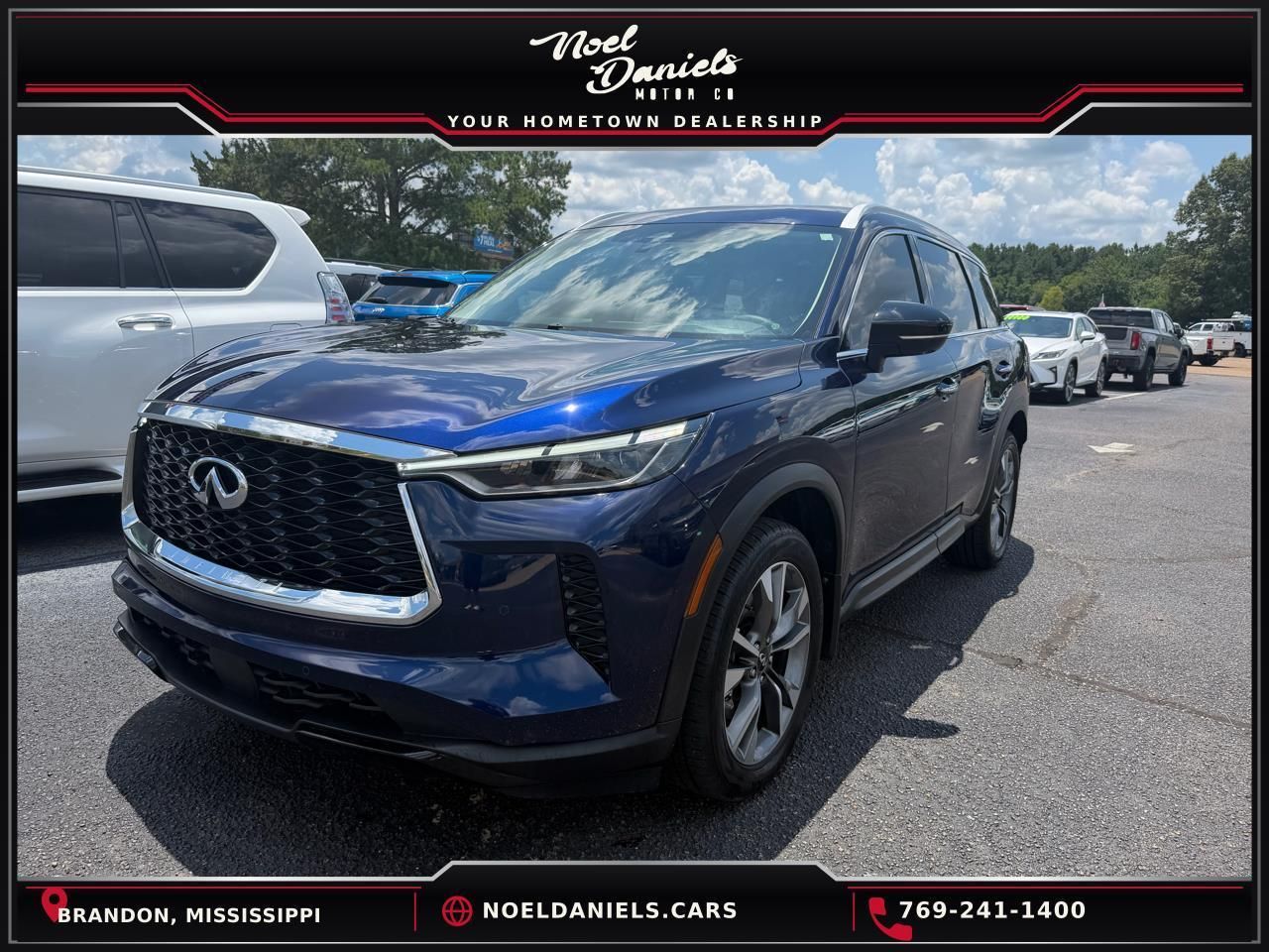 Blue 2023 INFINITI QX60 SUV / Crossover Front-Wheel Drive Automatic