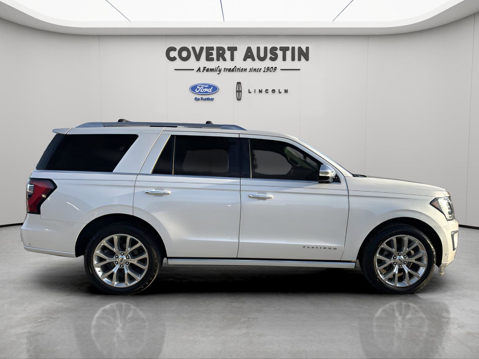 Used Car 2019 Ford Expedition  Platinum For Sale Under $30,000 In Austin, Texas