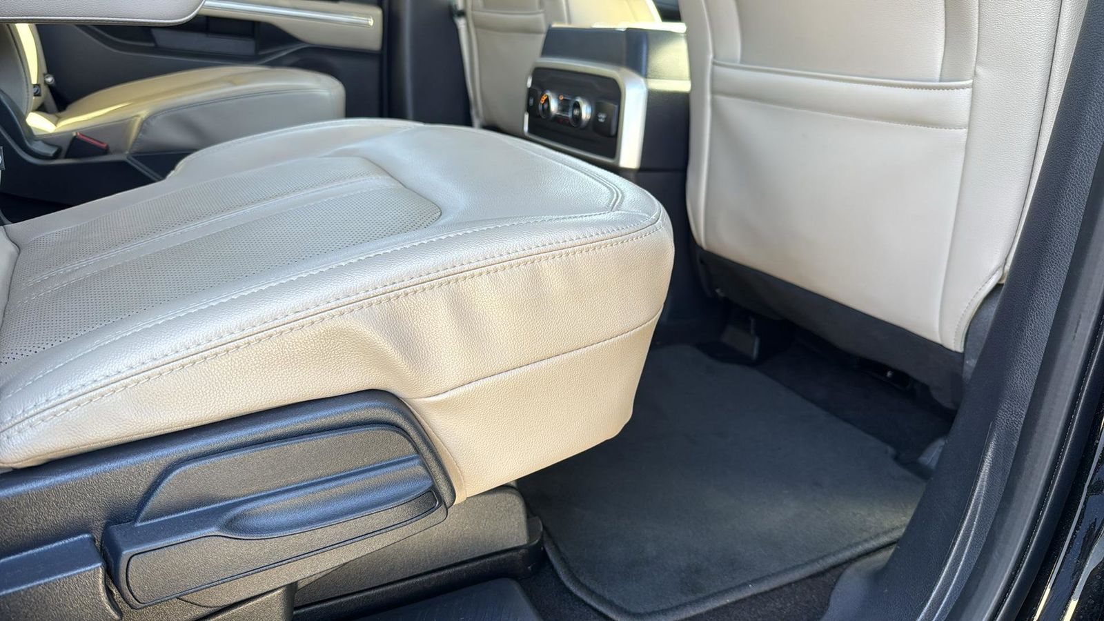 Used Car 2023 Ford Expedition  Limited For Sale Under $50,000 In Austin, Texas