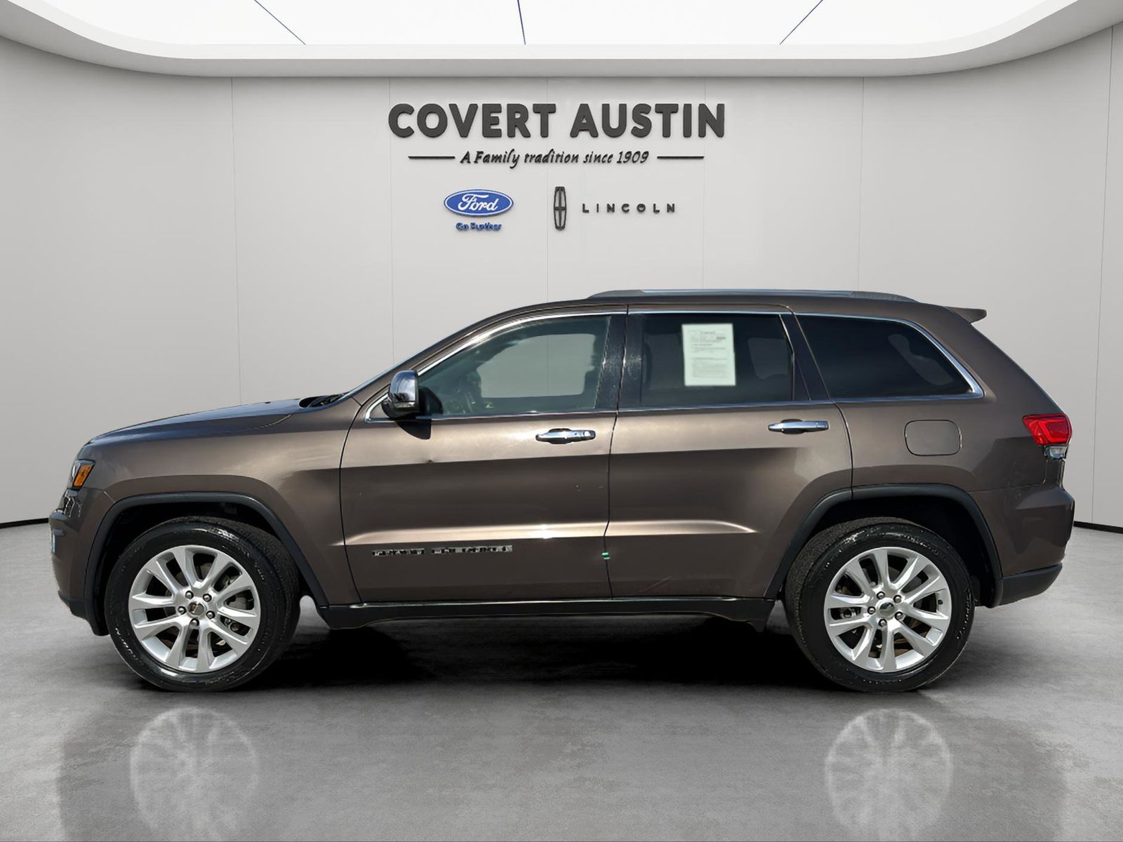 Used Car 2017 Jeep Grand Cherokee  Limited For Sale Under $12,000 In Austin, Texas