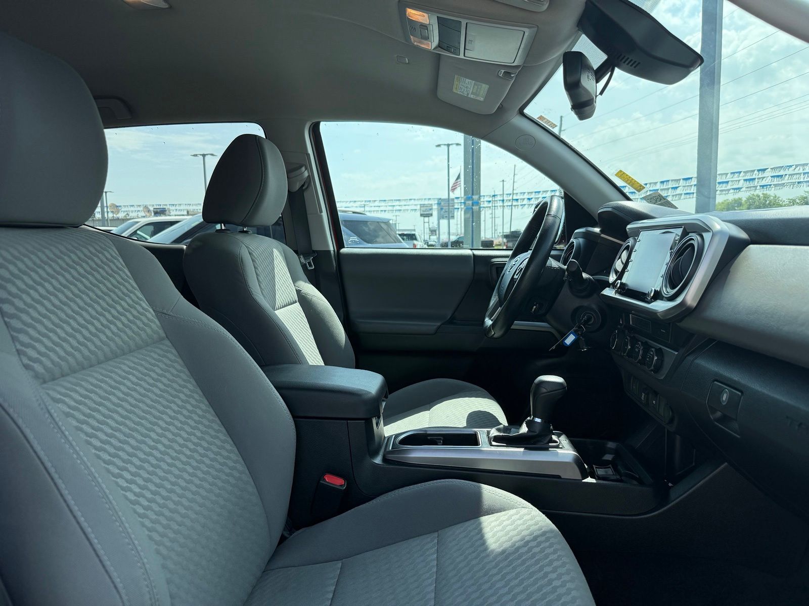 2022 Toyota Tacoma image 7