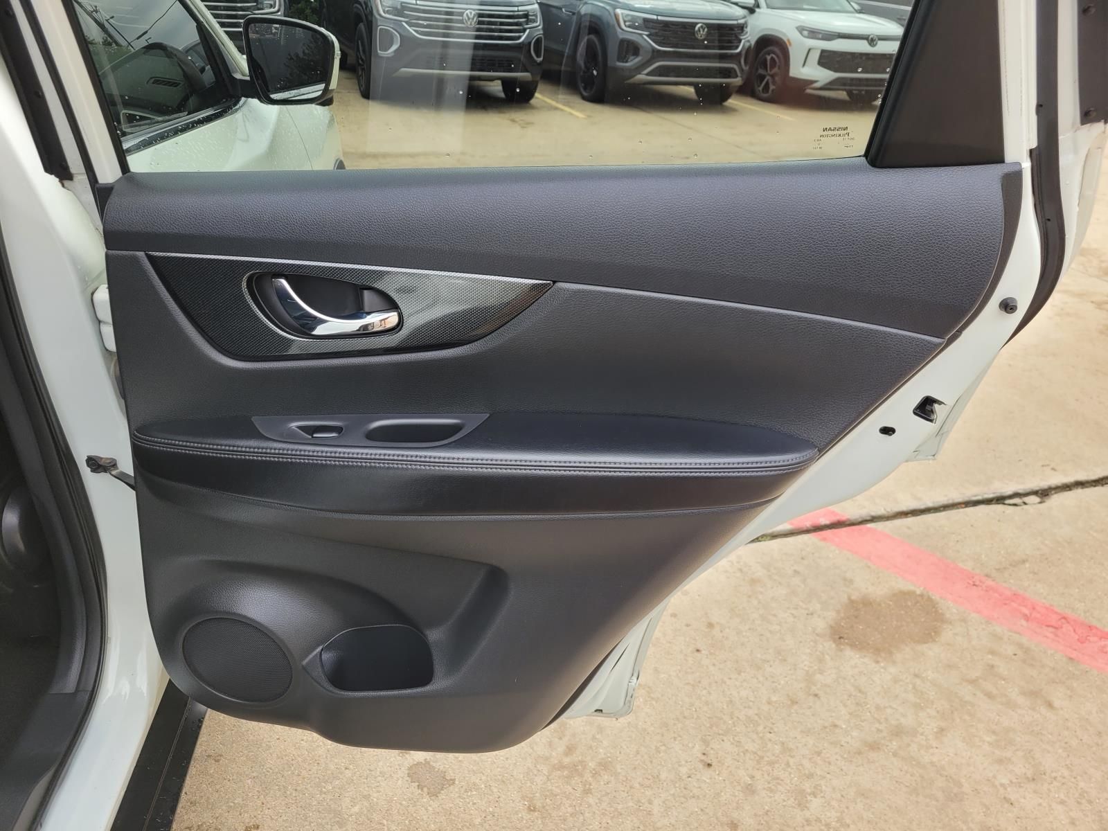 used 2016 Nissan Rogue car, priced at $14,000