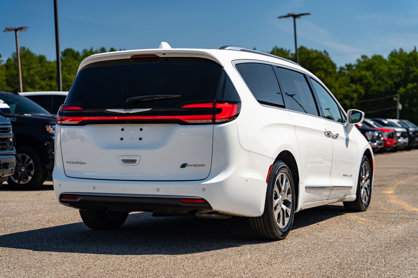 Used 2021 Chrysler Pacifica Hybrid Van