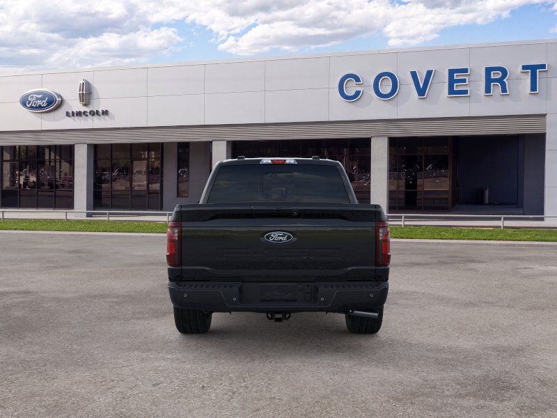 New 2026 Black Ford XLT image 5