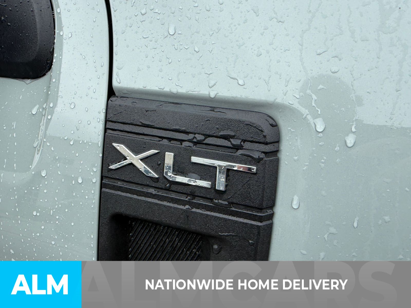 Used 2024 Cactus Green / Gray Ford XLT image 4