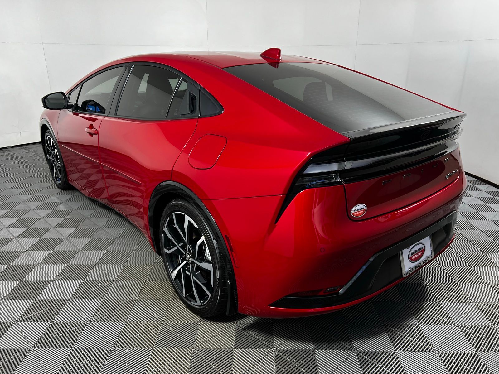 Thumbnail: 2024 Toyota Prius Prime - 7