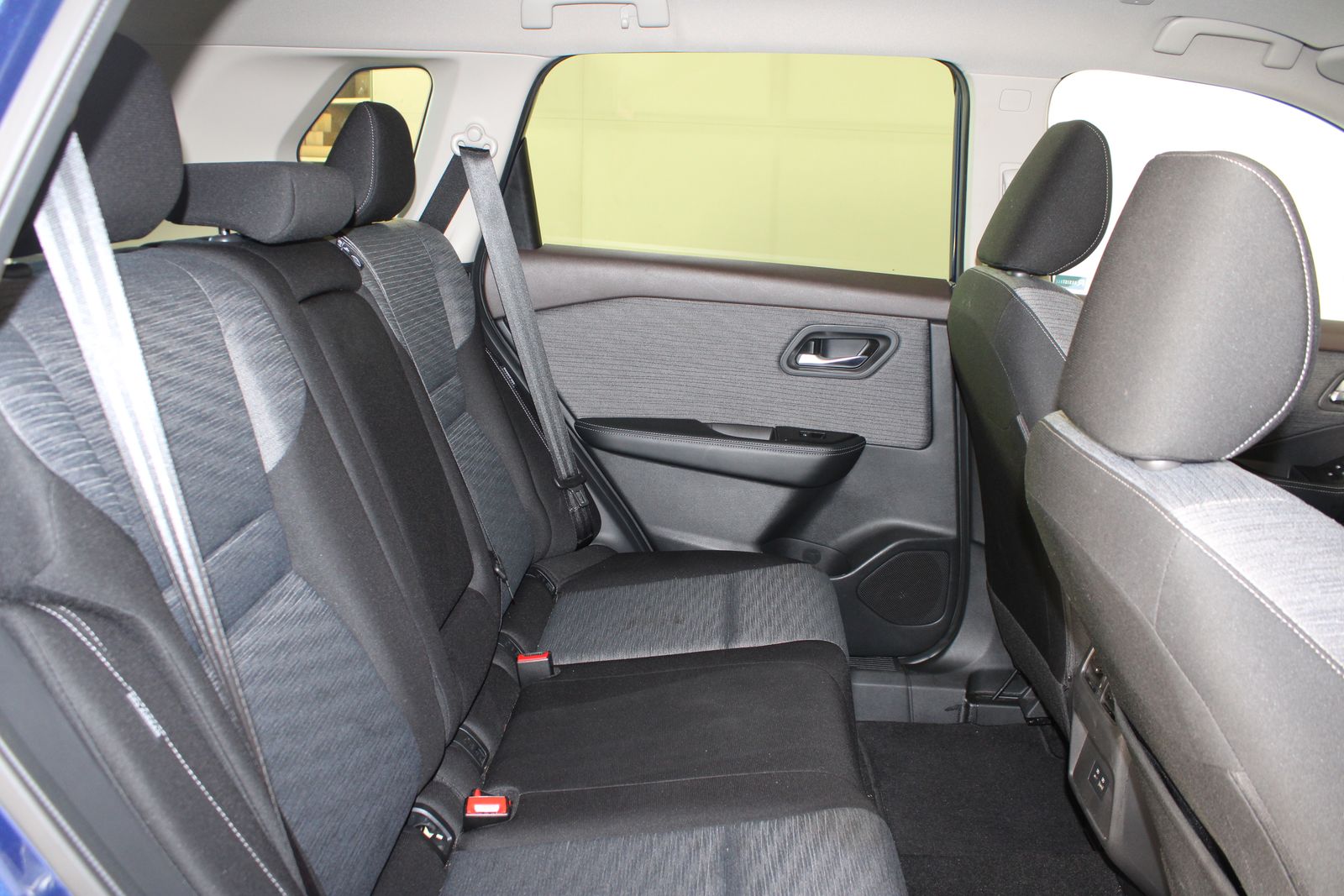 Used 2023 Blue Nissan SV image 26