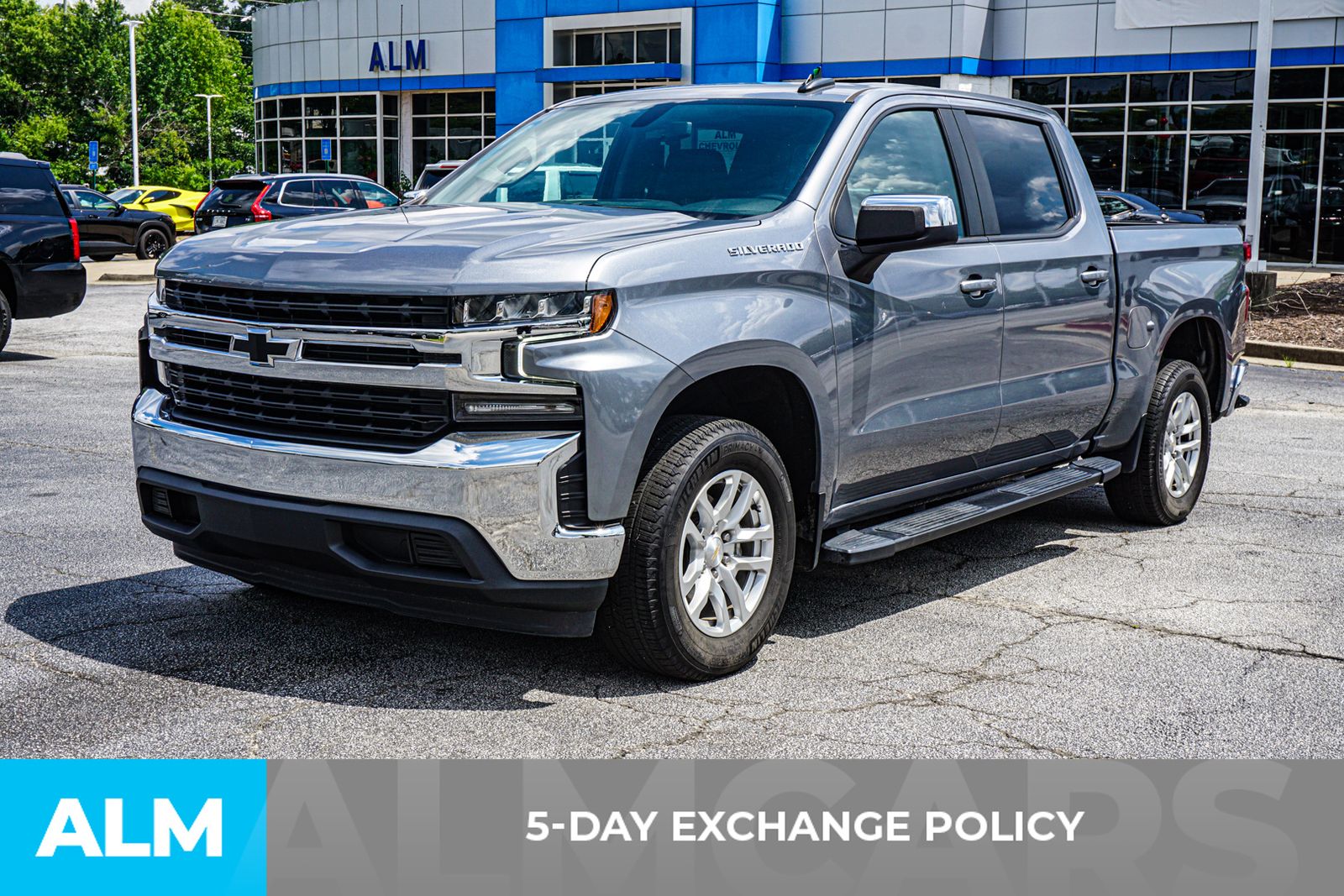 Used 2021 Gray Chevrolet LT image 5