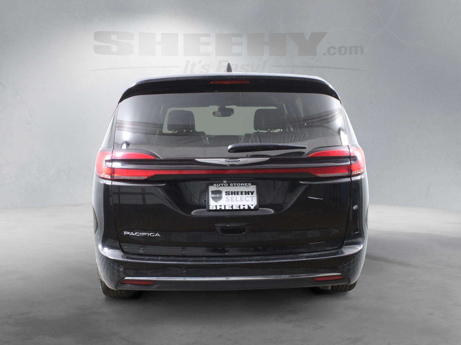 Used 2025 Black Chrysler Select image 13