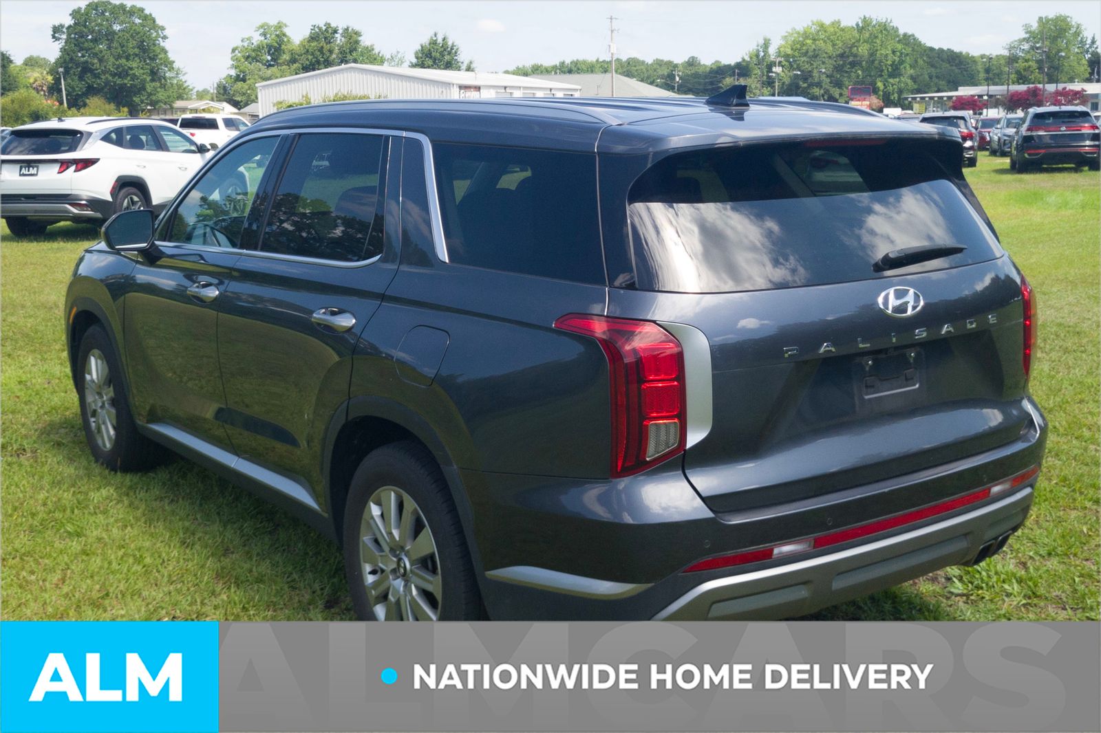 Used 2024 Graphite Hyundai SEL image 4