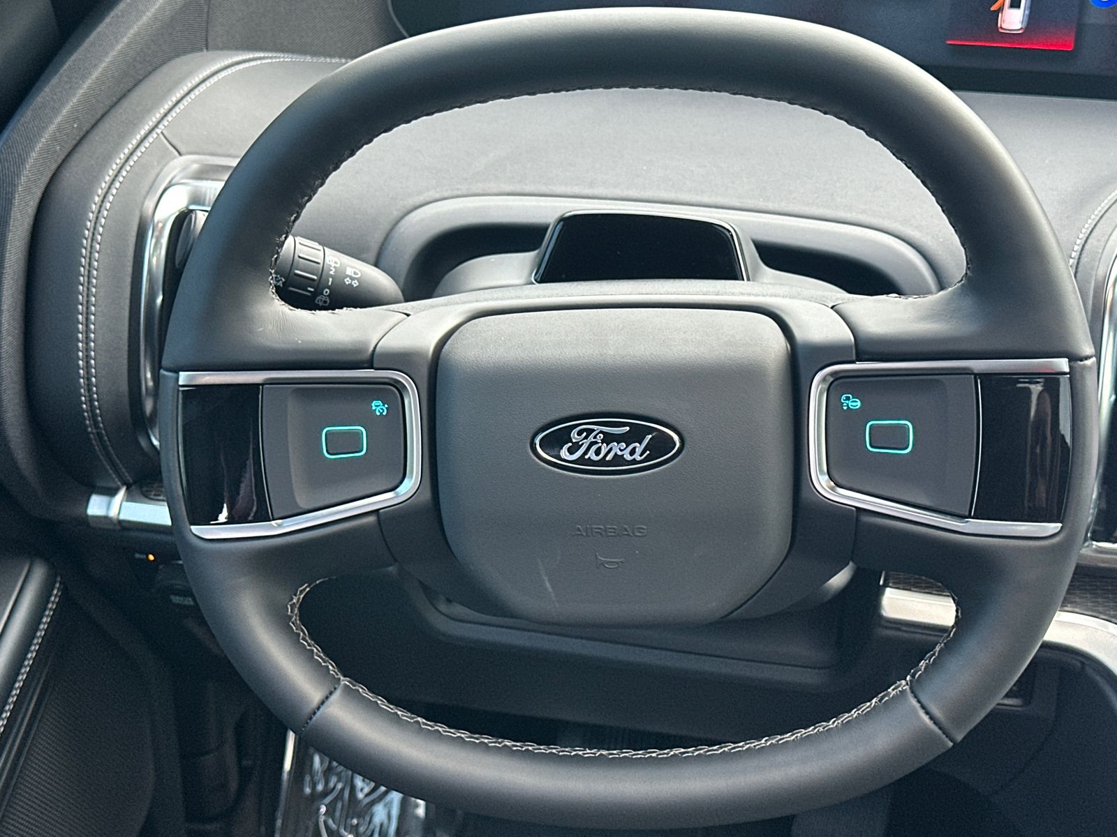 New 2026 Marsh Gray Ford MAX Platinum® image 26