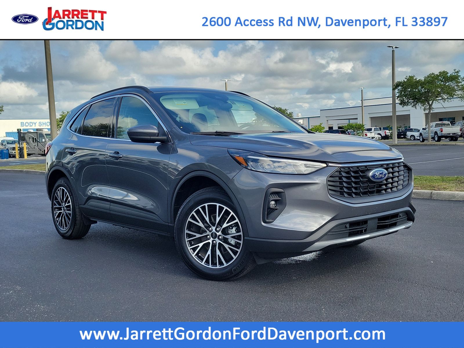 Gray Metallic 2026 Ford Escape Hybrid Plug-in SUV / Crossover Front-Wheel Drive Continuously Variable Transmission