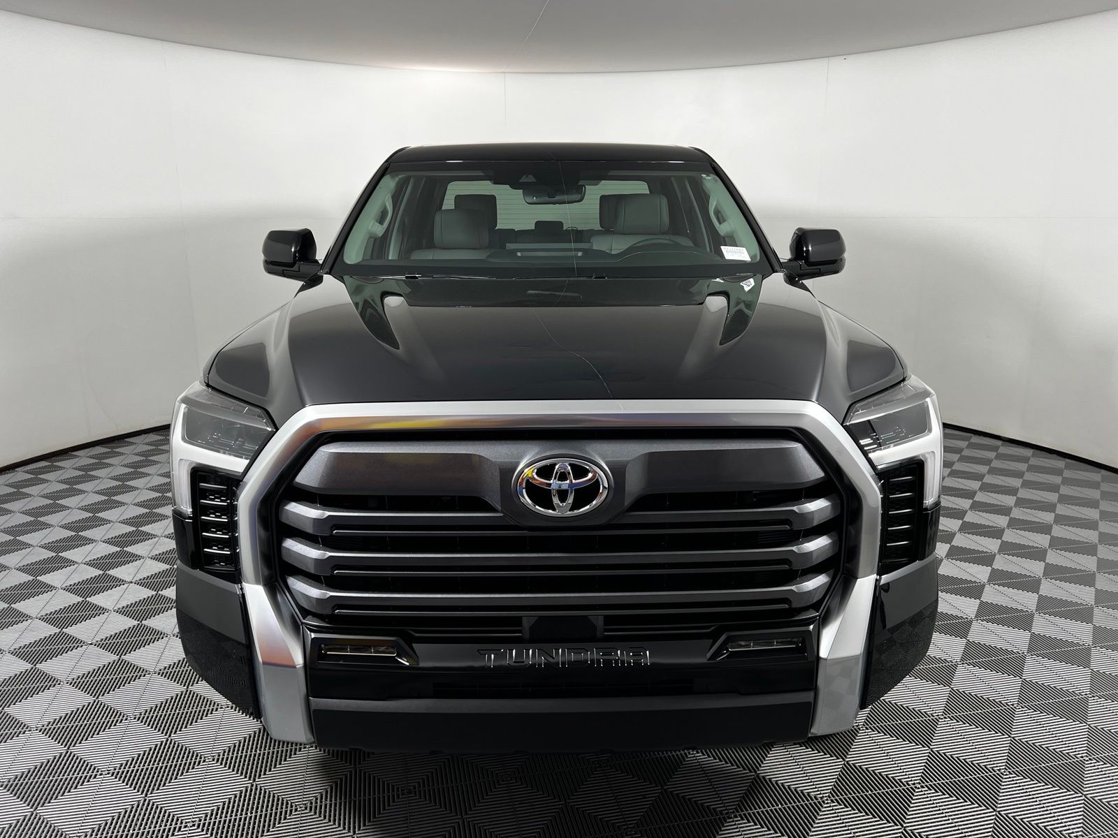 Thumbnail: 2022 Toyota Tundra - 2