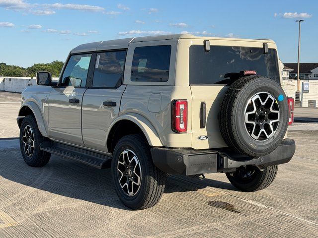 New 2026 Desert Sand Ford Outer Banks image 4
