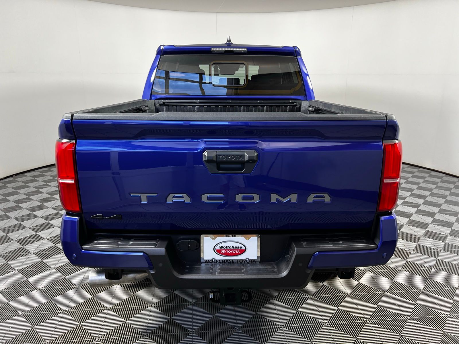 Thumbnail: 2025 Toyota Tacoma - 6