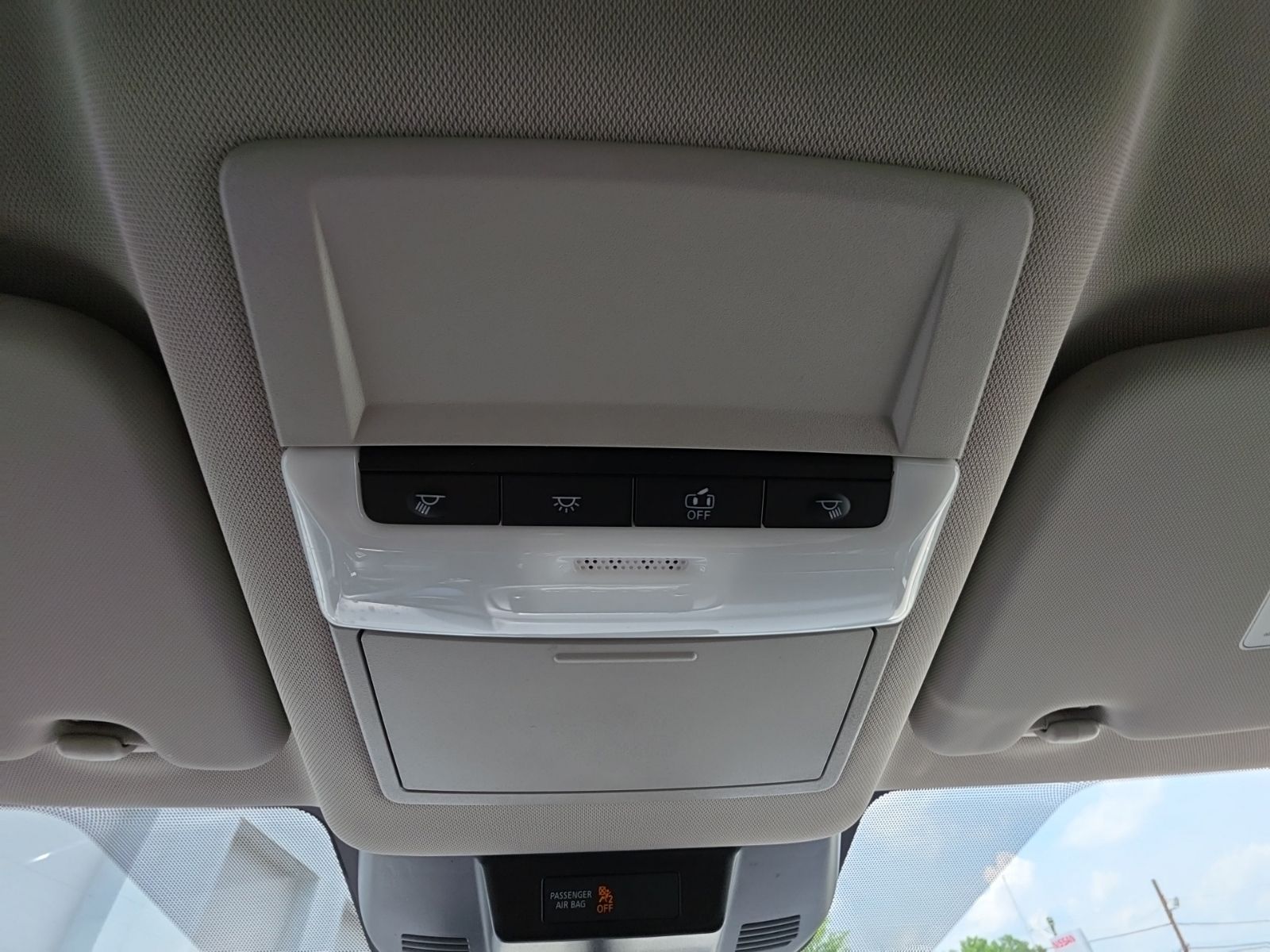 Used 2024 Gray Nissan S image 28