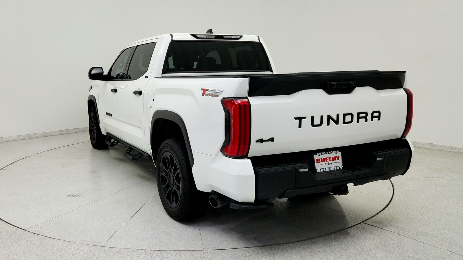 Used 2023 White Toyota SR5 image 5