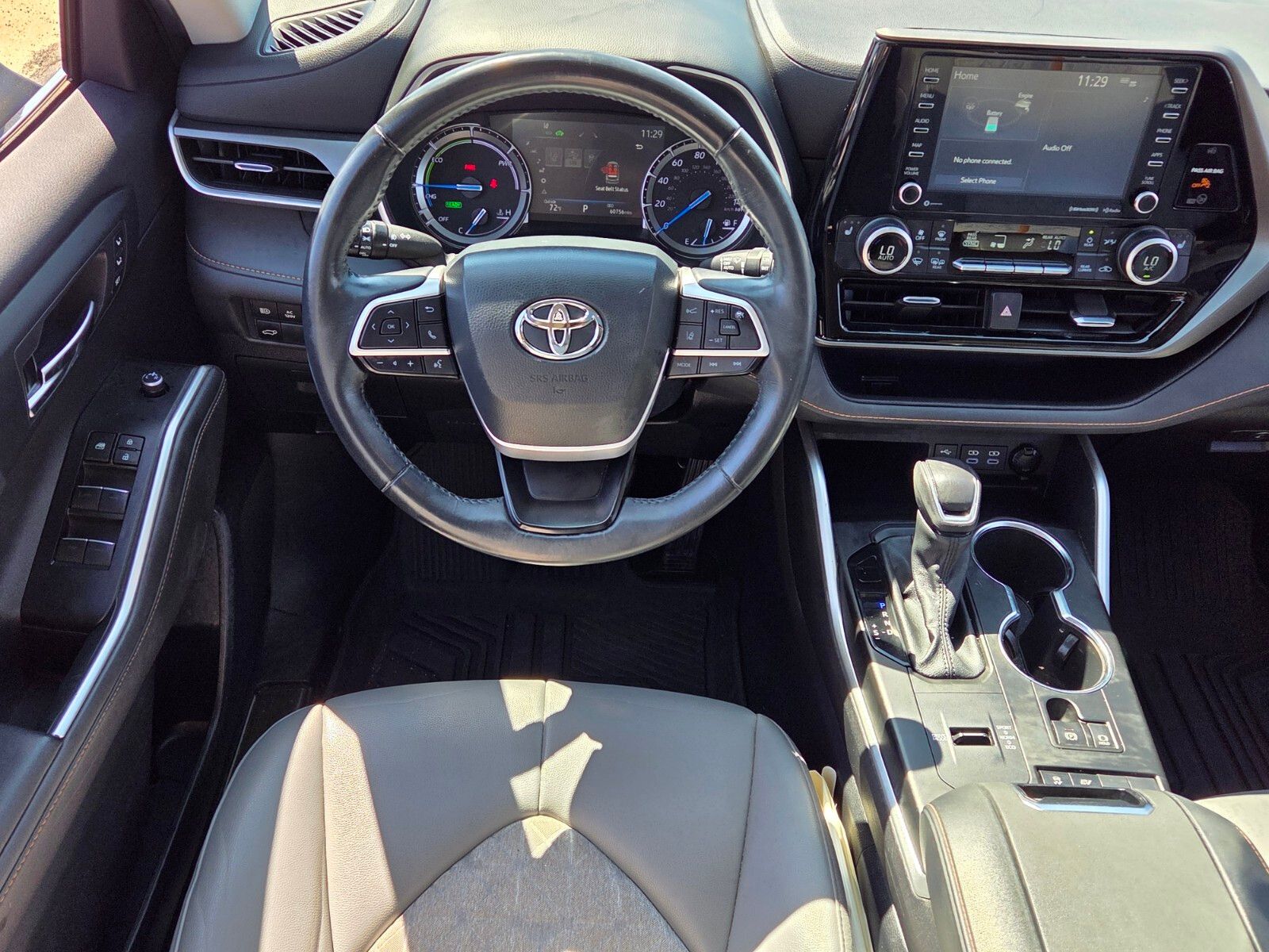 Used 2022 Midnight Black Metallic Toyota Bronze Edition image 7
