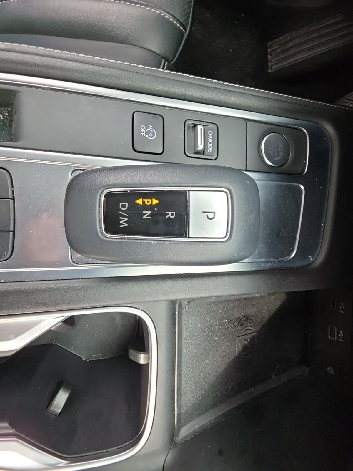Used 2025 Black INFINITI Sensory image 20