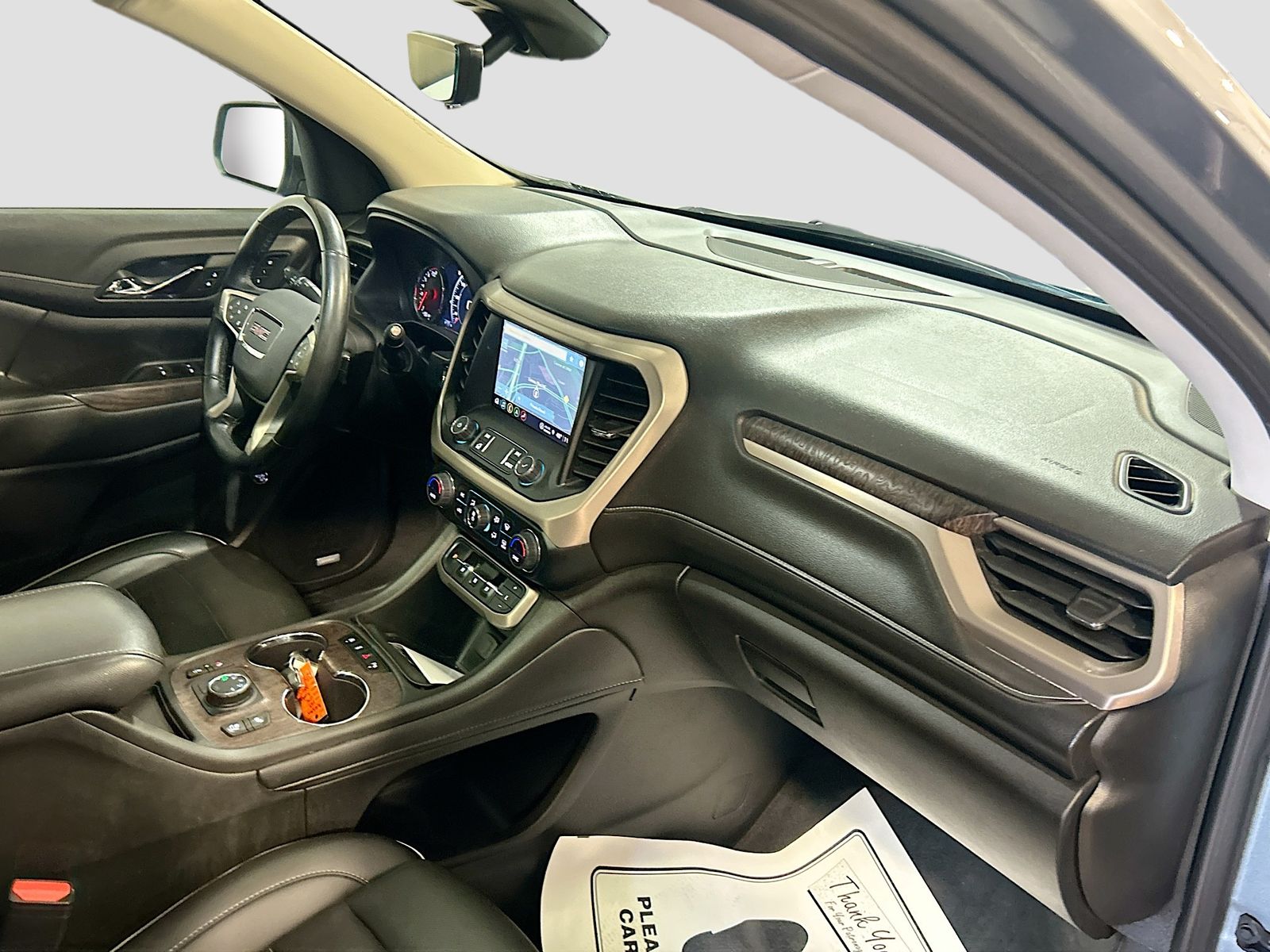 Used 2023 Silver GMC Denali image 32
