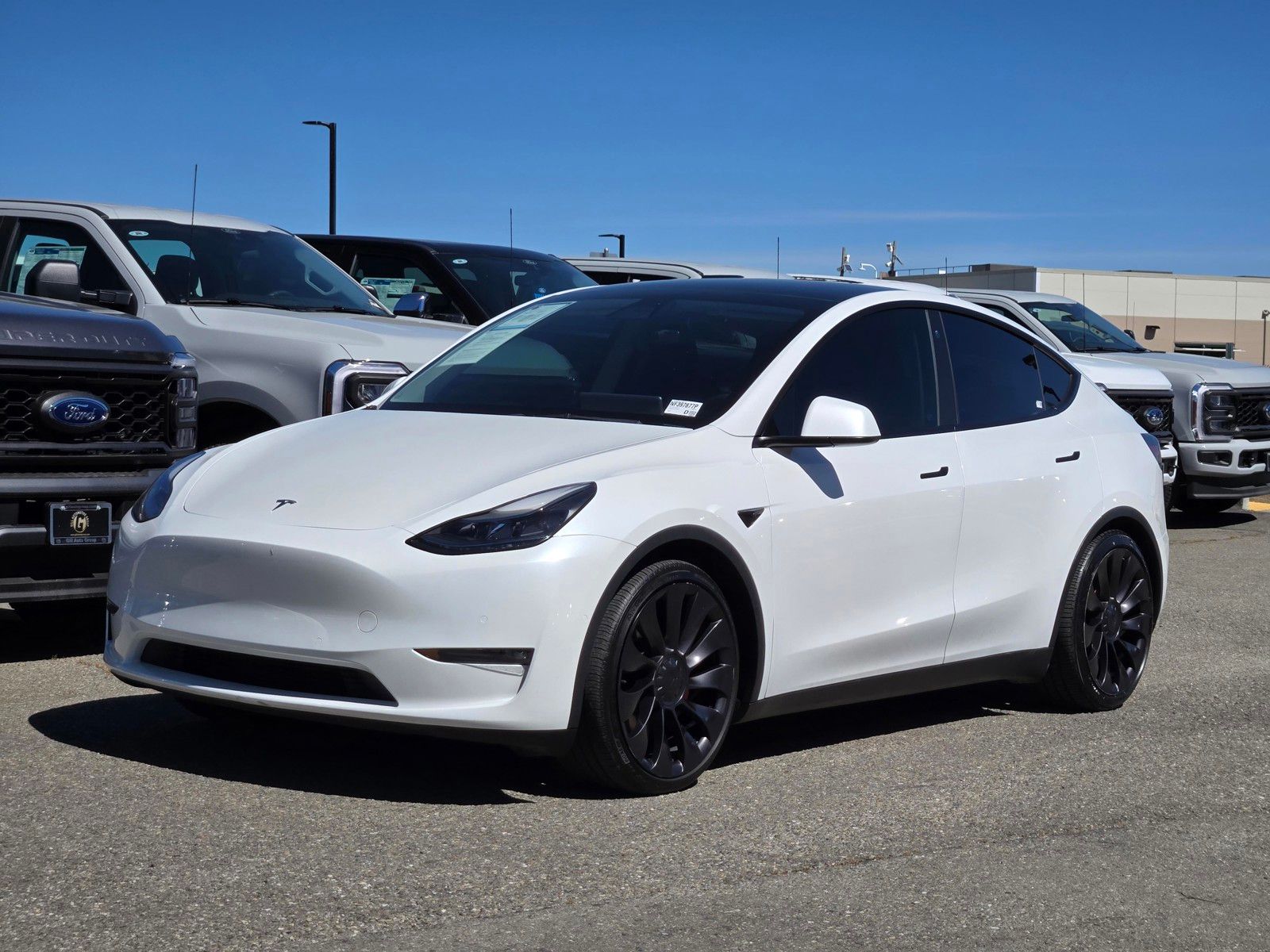 Used 2022  Tesla Performance image 8