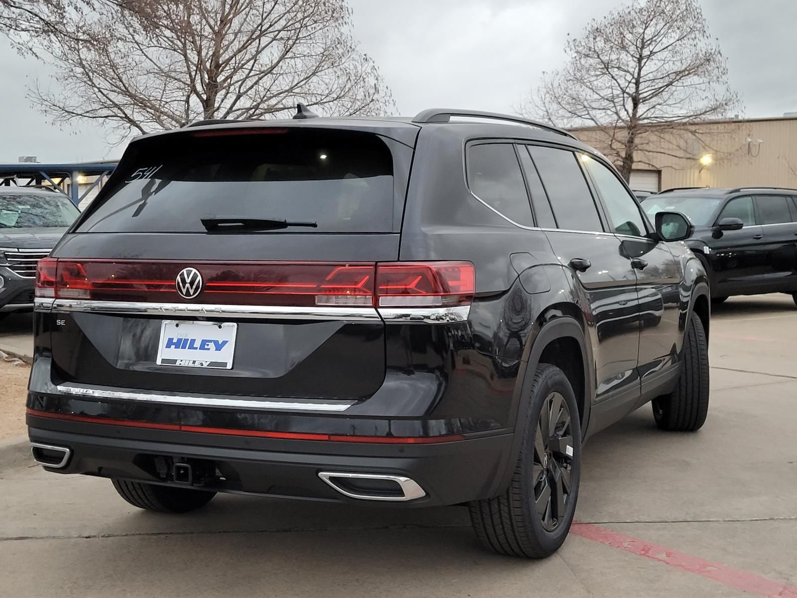 new 2026 Volkswagen Atlas car, priced at $40,962