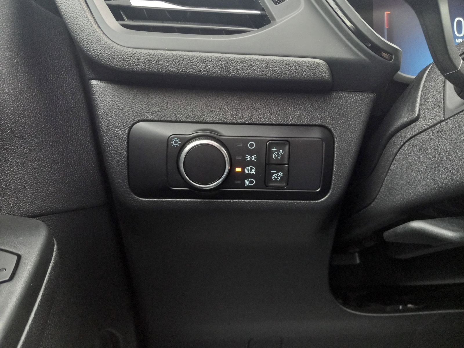 2025 Ford Escape image 25
