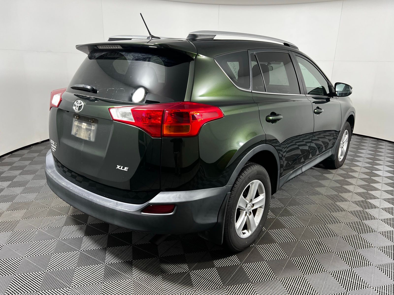 Thumbnail: 2013 Toyota RAV4 - 5