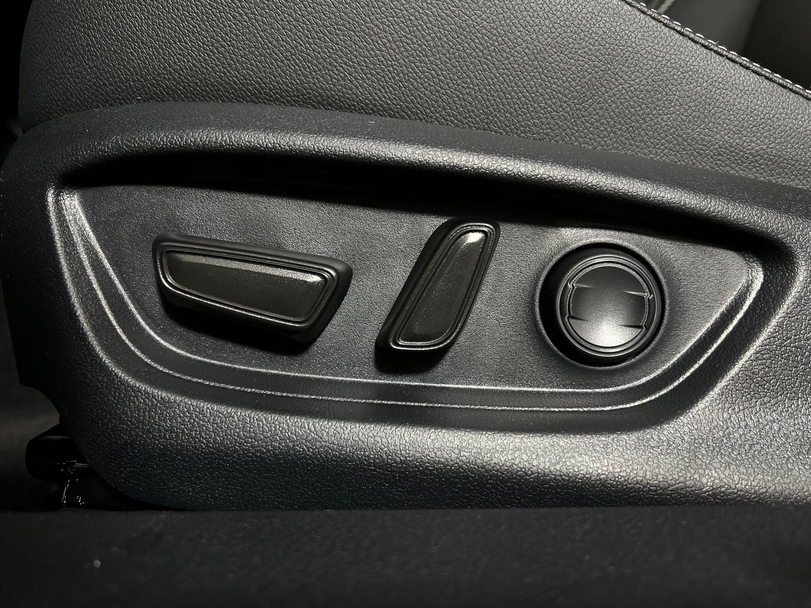 Thumbnail: 2026 Toyota Camry - 11