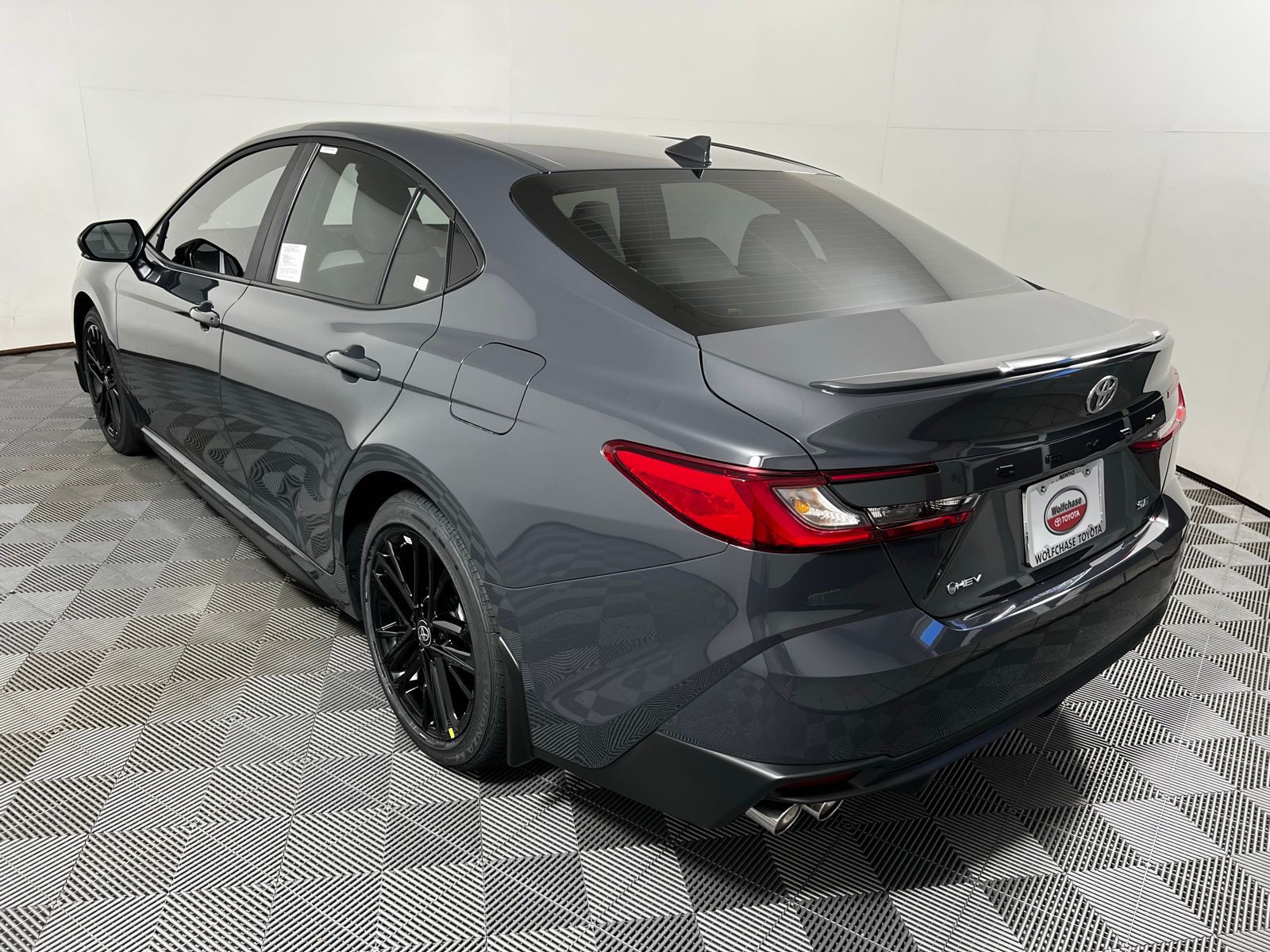 Thumbnail: 2025 Toyota Camry - 7