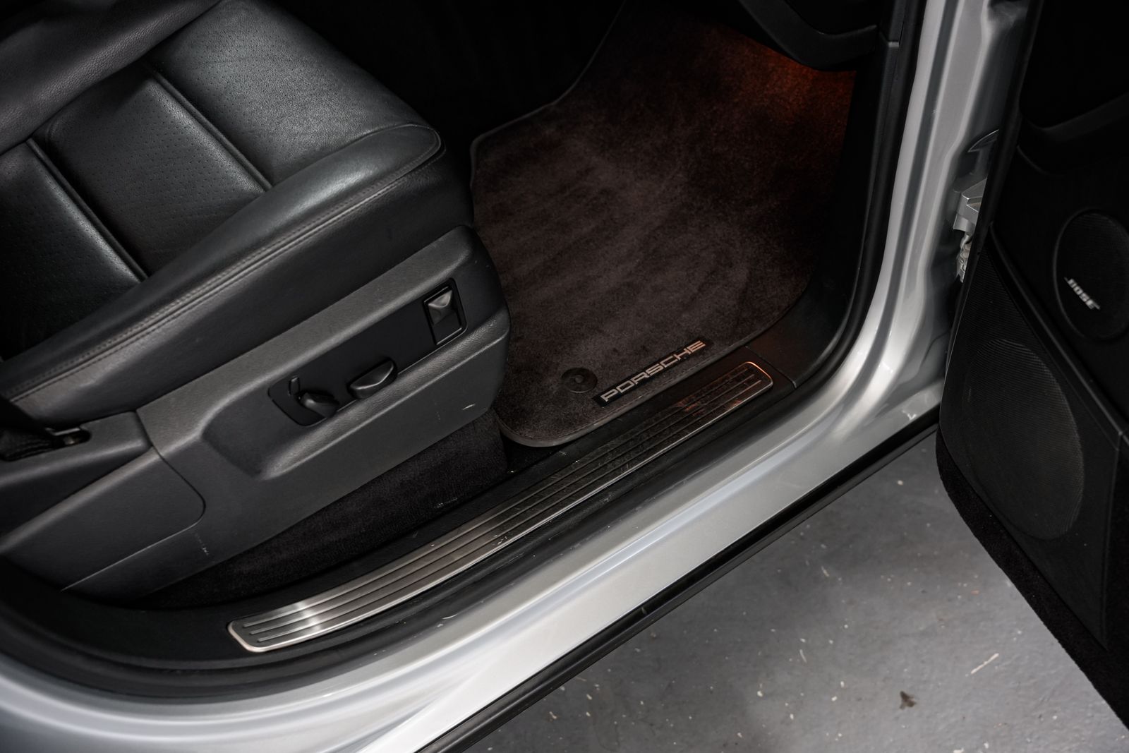 2008 Porsche Cayenne S — photo 23