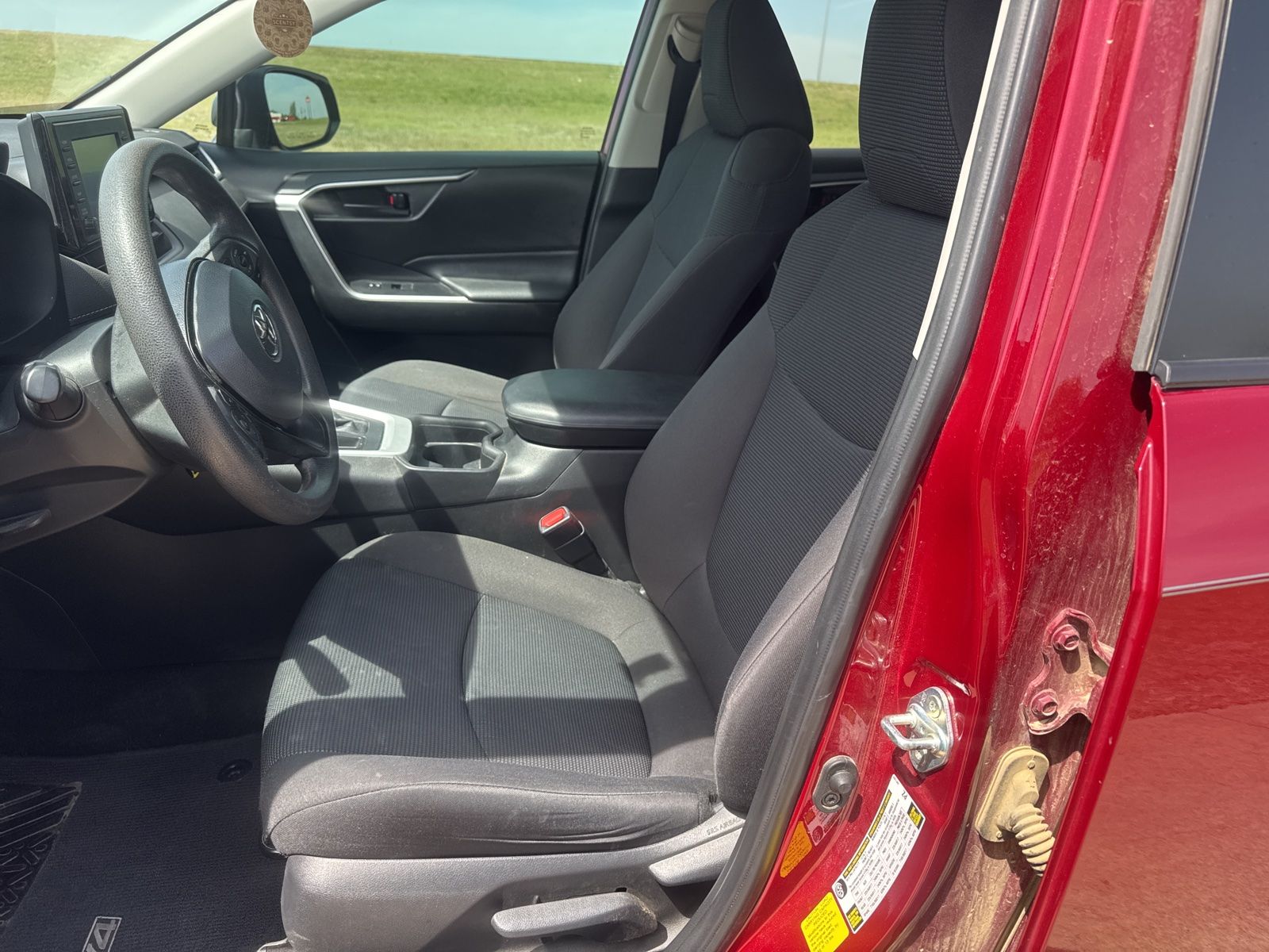 View vehicle photo 7