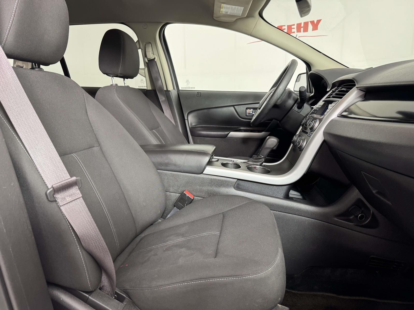 Used 2013 Silver Ford SE image 30