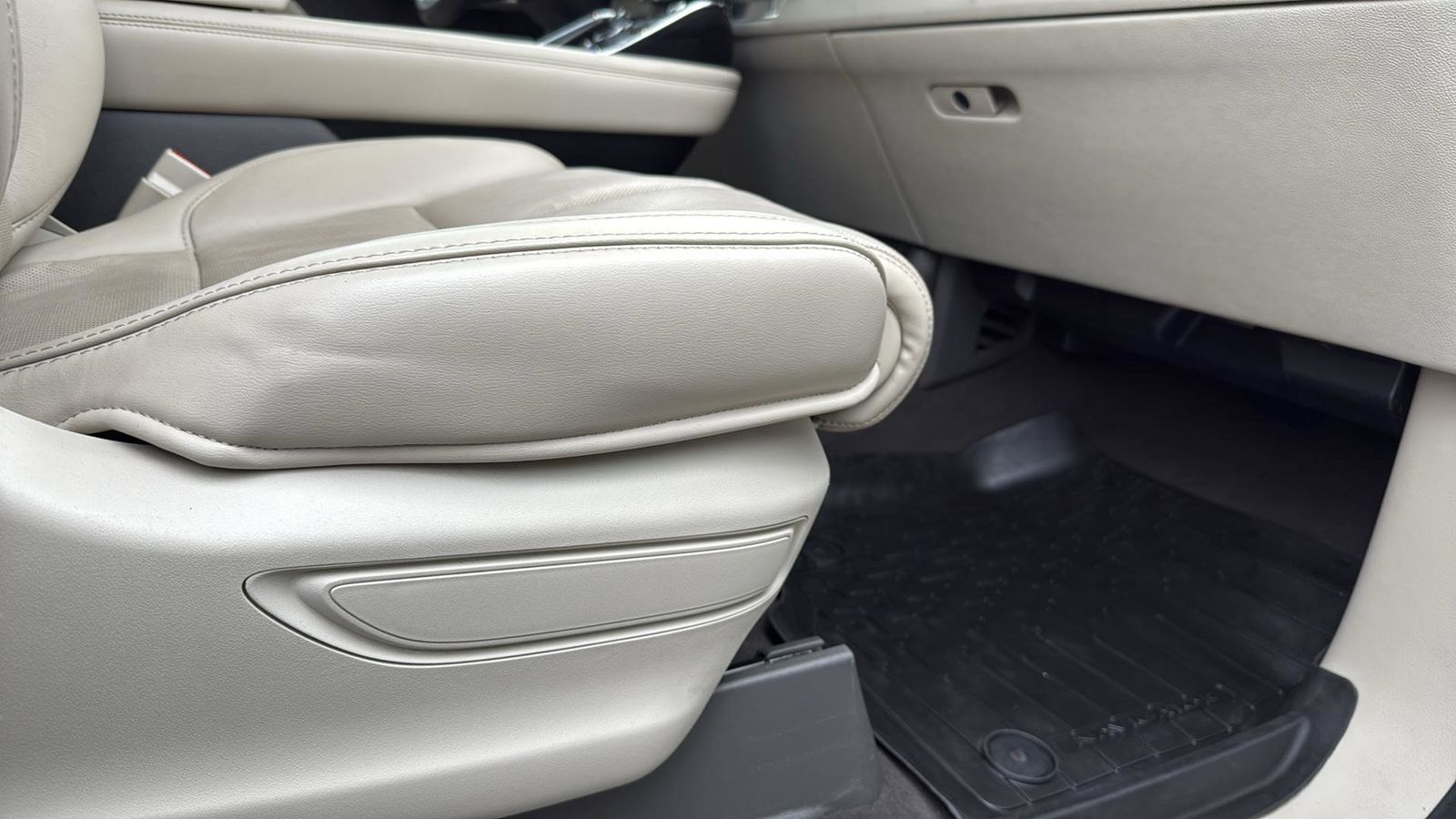 Used Car 2019 Lincoln Navigator L  L Reserve For Sale Under $35,000 In Austin, Texas